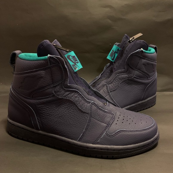 Air Jordan 1 Retro High Zip Size 10 Women - Picture 2 of 9